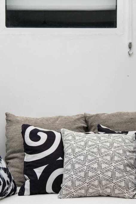 Lujoso Apartamento Con Patio En Triana Sevilla Екстериор снимка